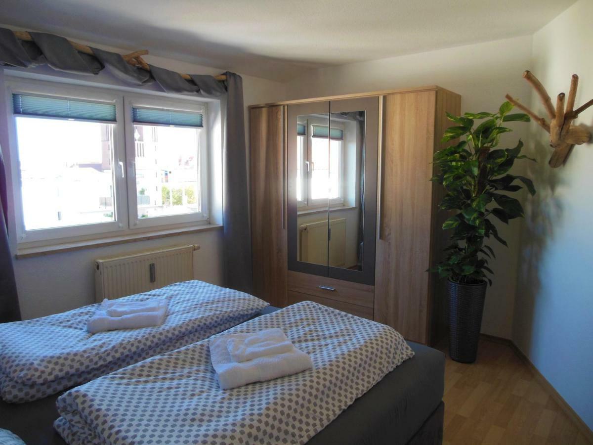 Holzmichel Fewo Mit Balkon Cottbus Bagian luar foto